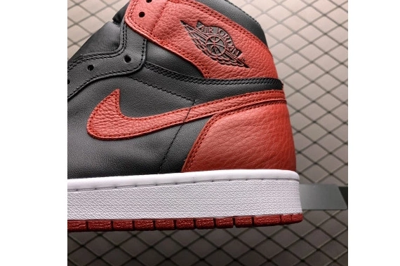 HV6674-067 '85 Bred HV6674-067  (2025) Retro OG High Jordan  1 0608